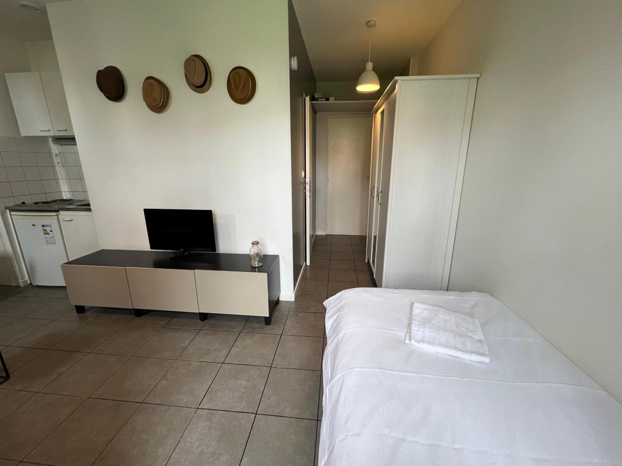 La Paille Metz Luxembourg Parking Un-Sejour-A-Part Apartment Exterior photo